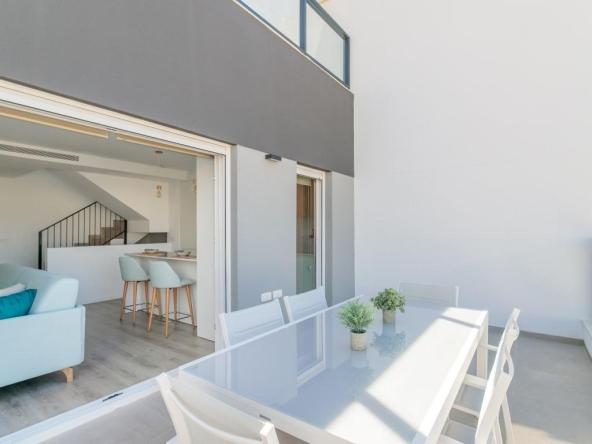 Modern apartments and villas in Balcon de Finestrat with stunning views near Benidorm.